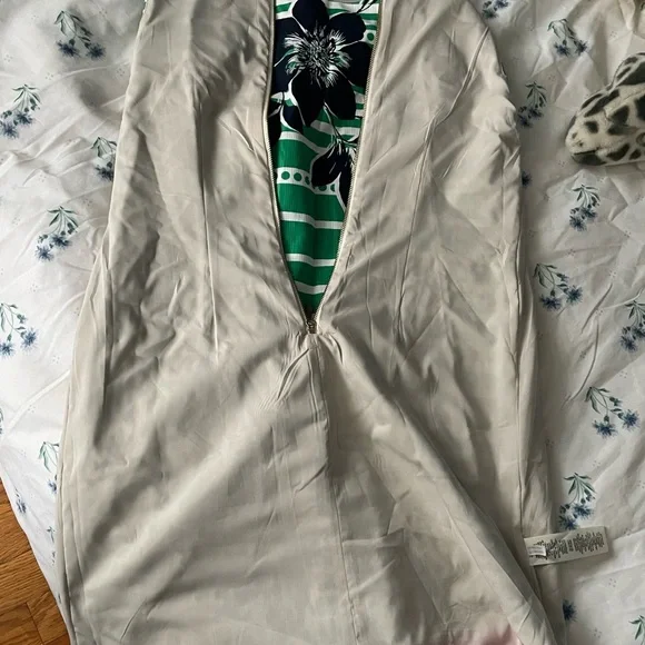 Eliza J Sleeveless Knee Length Striped Dress. Summer Colors. Size 6. 97% cotton - Picture 10 of 11